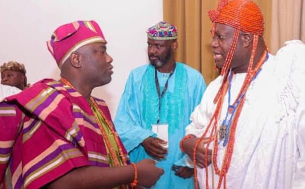 Alaafin of Oyo, Oba Abimbola Akeem Owoade (left) with the Ooni of Ife, Oba Enitan Adeyeye Ogunwusi