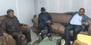 Goodluck Jonathan trapped in Guinea Bissau