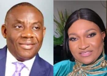 Motunrayo Ajeigbe-Akinlosotu with Minister of Education