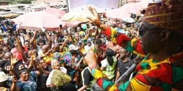 Governor Seyi Makinde acknowledging cheers from the people during the parade organized as part of Oyo State’s golden jubilee celebration.