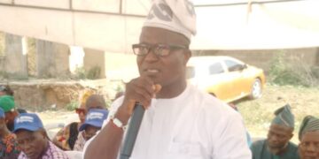 Prince Kunle Musediq Adelakun Eruobodo declaring