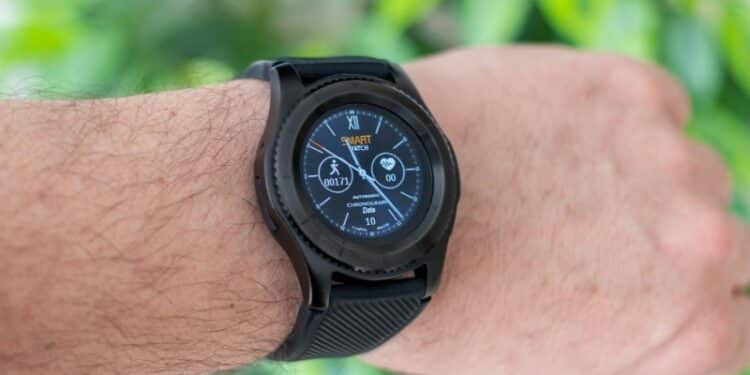 Smartwatch - Modern Wearables and preventive healthcare systems