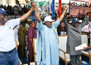 Governor Seyi Makinde declares 2027 Presidential Ambition at Mapo Hall rally.