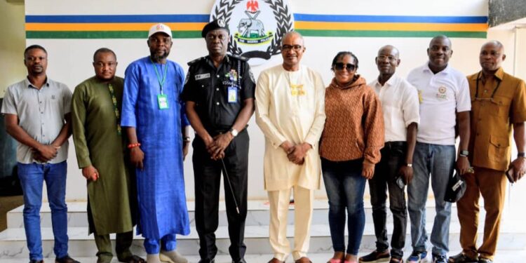 Oyo State Commissioner of Police hosting the Southwest Youth Development Initiative leadership over the Oriire LG abduction.