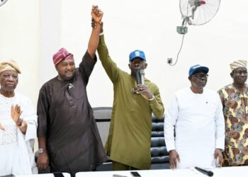 Ibadan ​Hon Bimbo Adekanmbi and Open Salawu standing with Allied People's Movement leaders in Oyo State