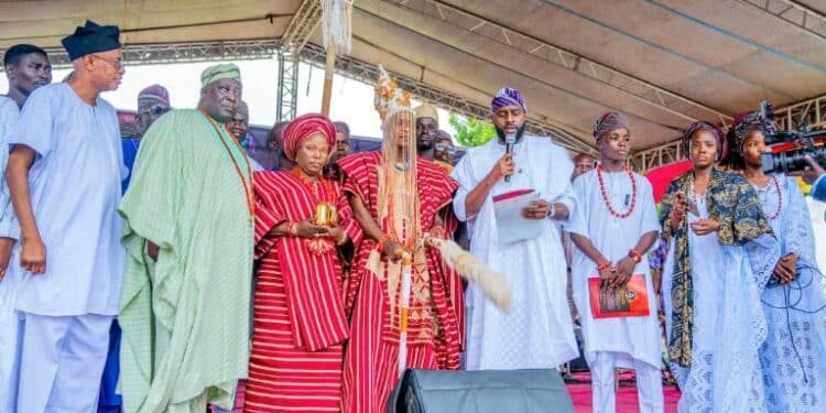 Adebo Ogundoyin at the coronation Onitabo of Itabo
