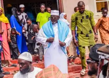 Odidiomo Donates N5m To Felele Central Mosque