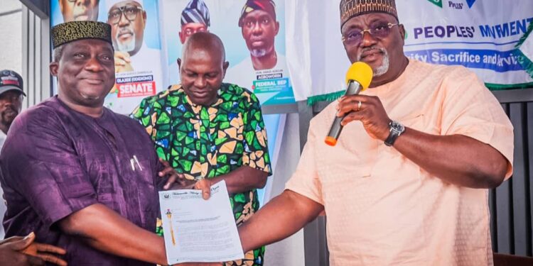 Hon. Adedeji Dhikrullahi Olajide Odidiomo with Prince Seun Adelore