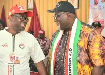 Seyi Makinde with Odidiomo on Oyo State indigenes